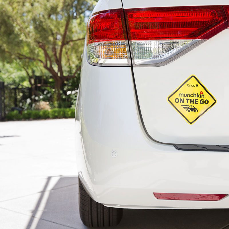 tips-staying-sane-family-road-trip-van-car_800